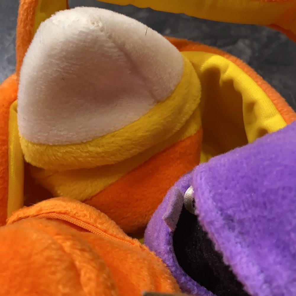 My First Halloween π Peekaboo Plush Basket & Bib - Picture 7 of 14